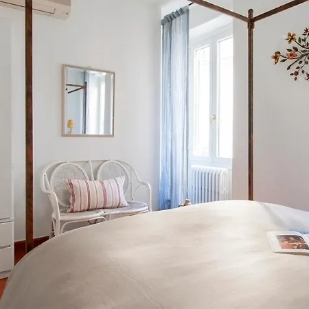 Bed and Breakfast Le Stanze Di Santa Croce 4*