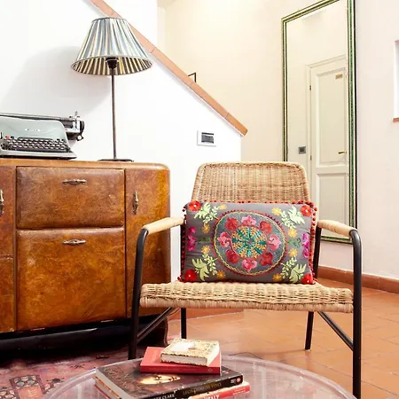 Le Stanze Di Santa Croce Bed and Breakfast 4*
